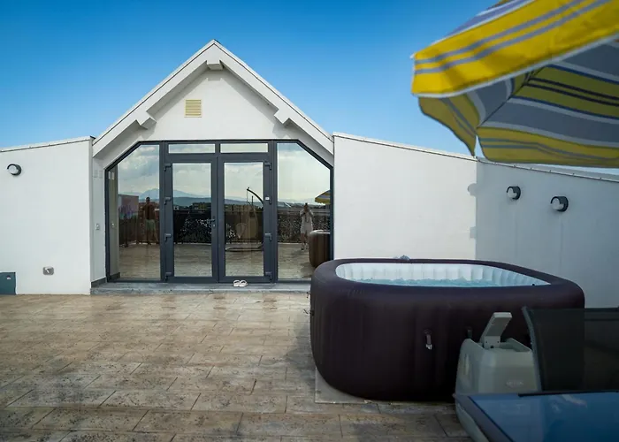 Pentgarden Penthouse Jacuzzi